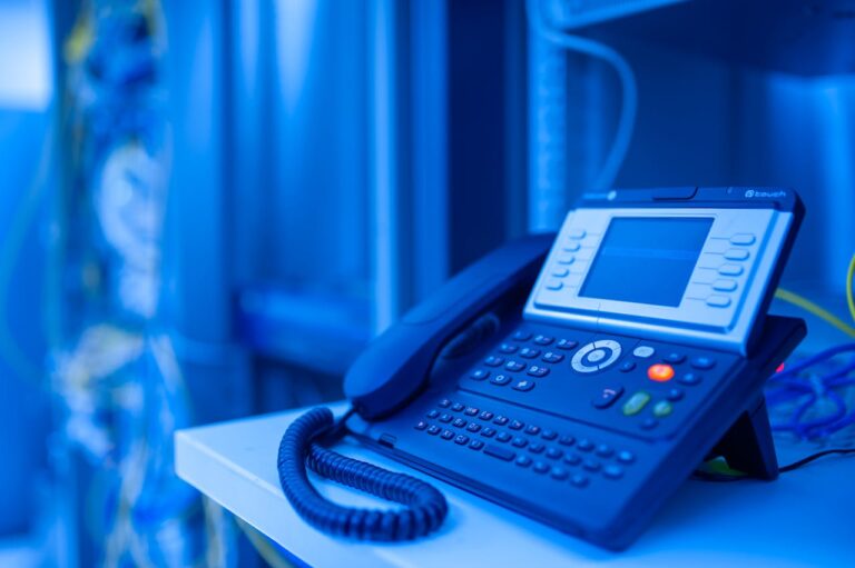 Comparing VoIP Solutions for Enhanced Business Communication